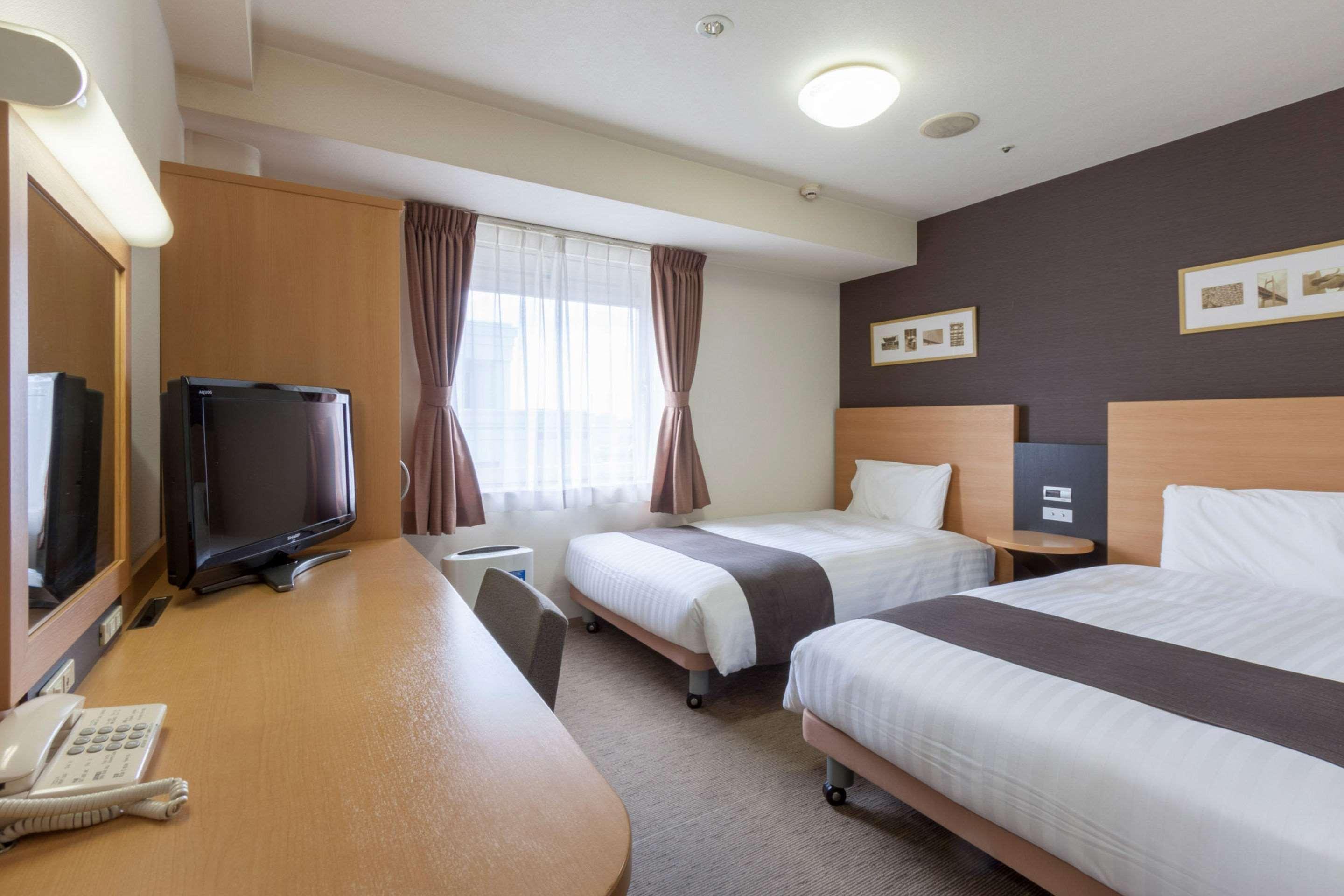 Comfort Hotel Yokohama Kannai Екстериор снимка